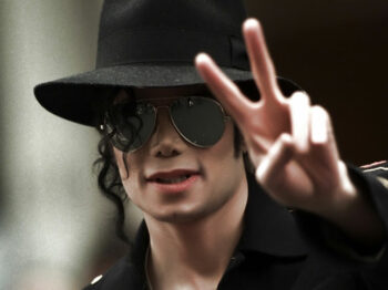 illuminati signs Michael Jackson v sign