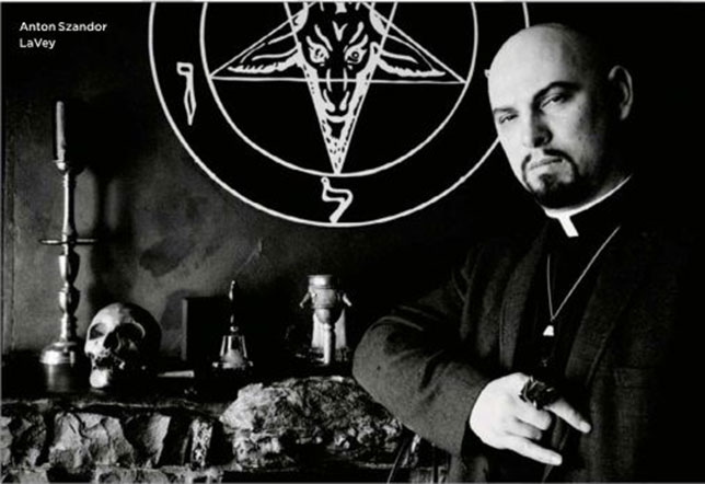 https://illuminatisymbols.info/wp-content/uploads/illuminati-signs-anton-lavey-devils-horns.jpg