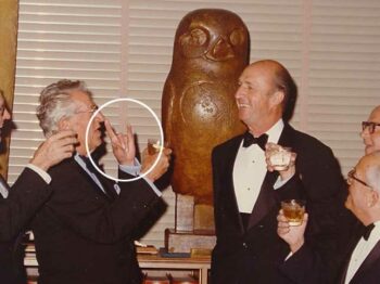 illuminati signs bohemian grove devils horns